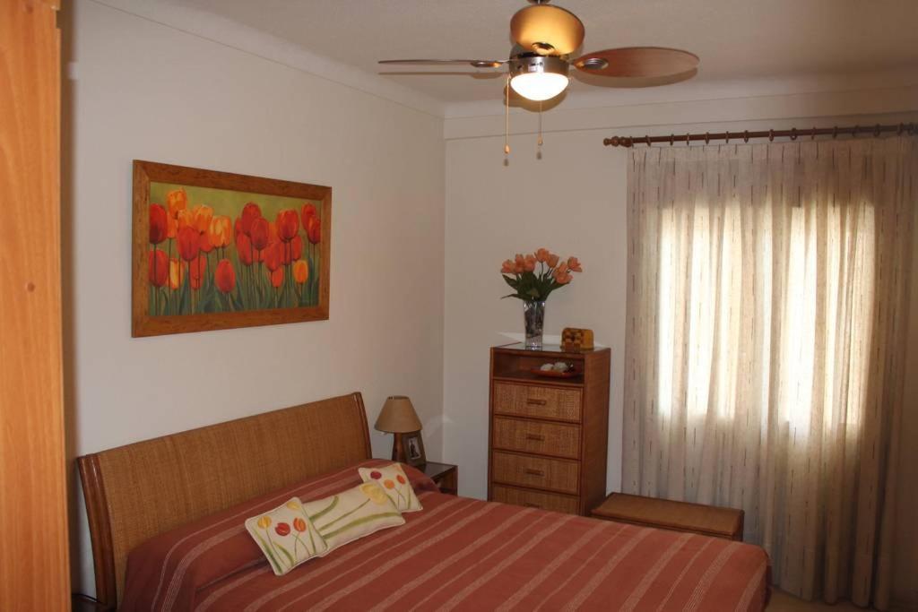 Apartamento En Primera Linea De Playa Con Increibles Vistas ซานตาโปลา ภายนอก รูปภาพ